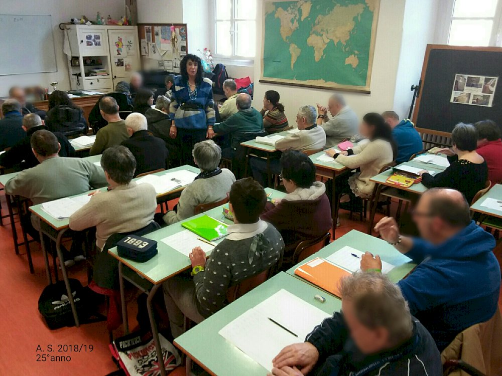 classe durante l' Attività Curricolare (mattina) di Formazione Didattica del mercoledì.